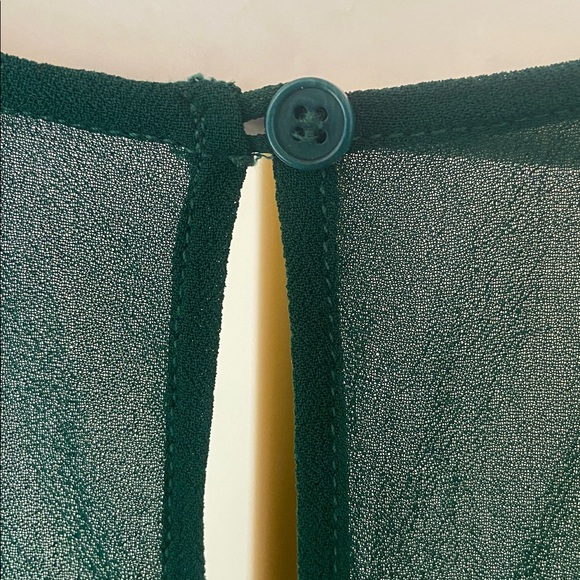 Reformation Cosa Tiered Crepe de Chine
Midi Dress - Picture 8 of 8